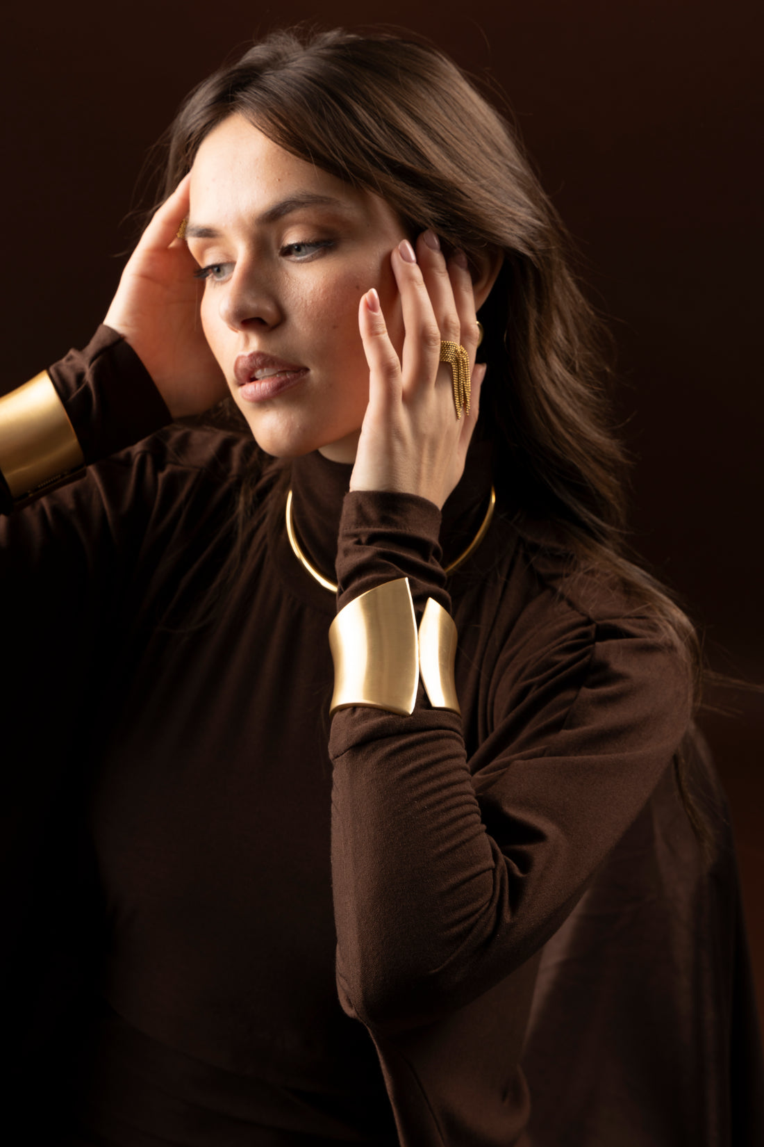 GOLDEN CLEOPATRA ( 3 LEFT )