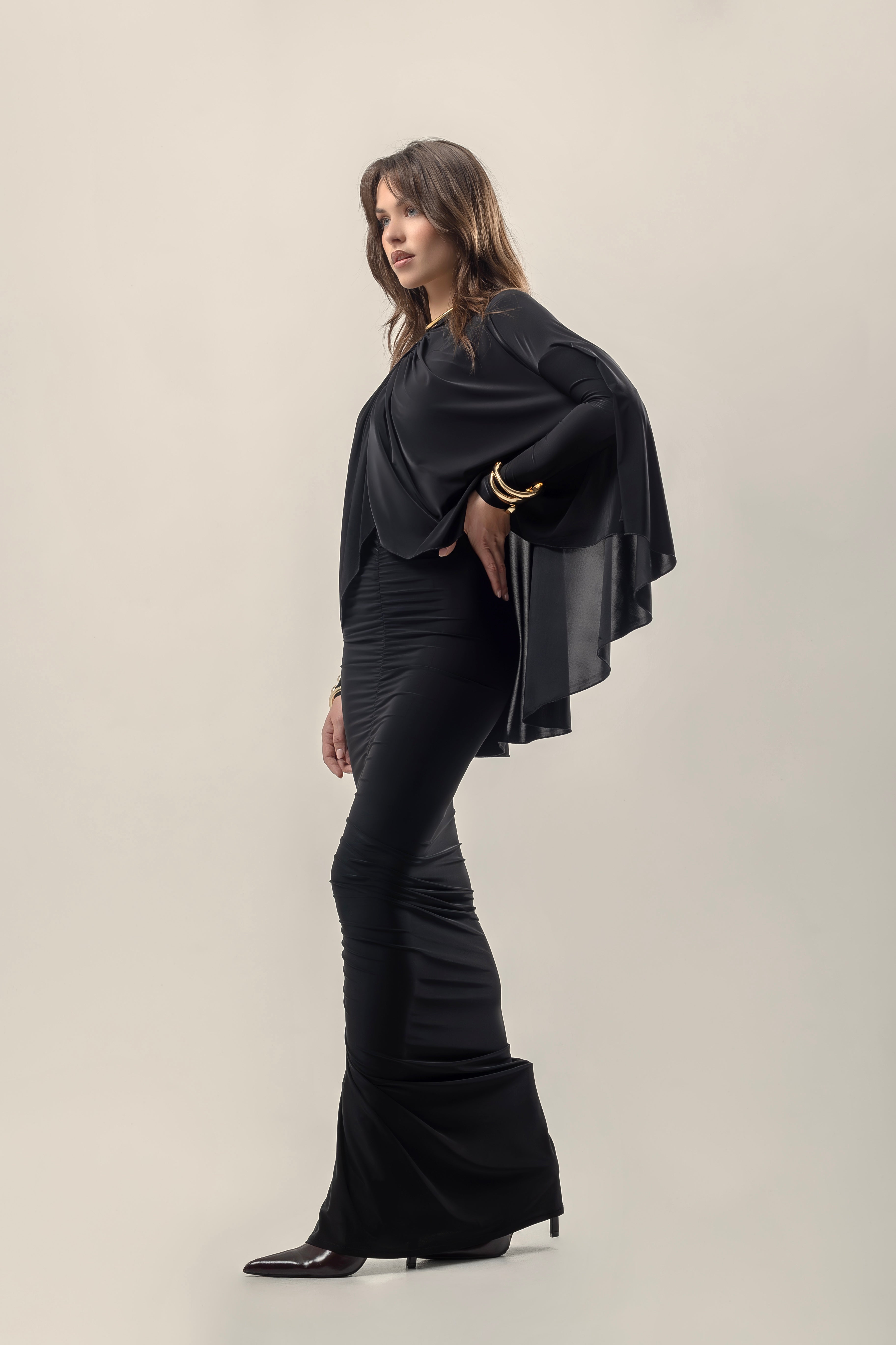 Cruella ( pre-order 5 days )