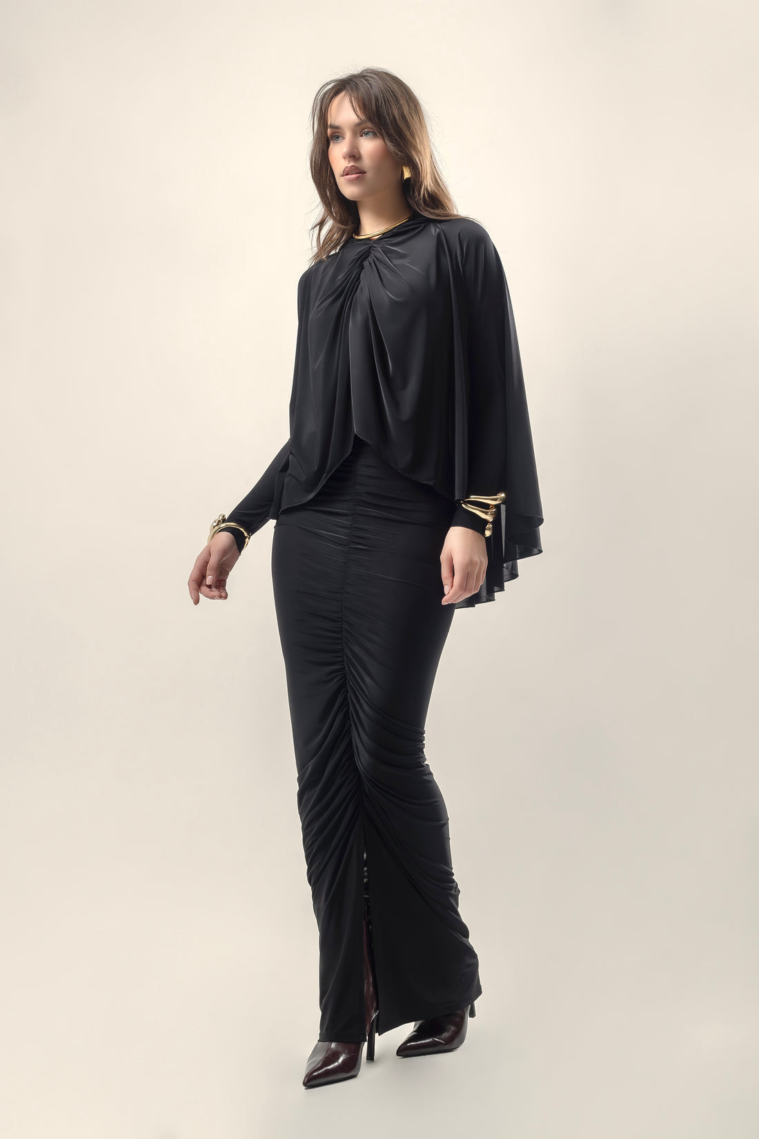 Cruella ( pre-order 5 days )